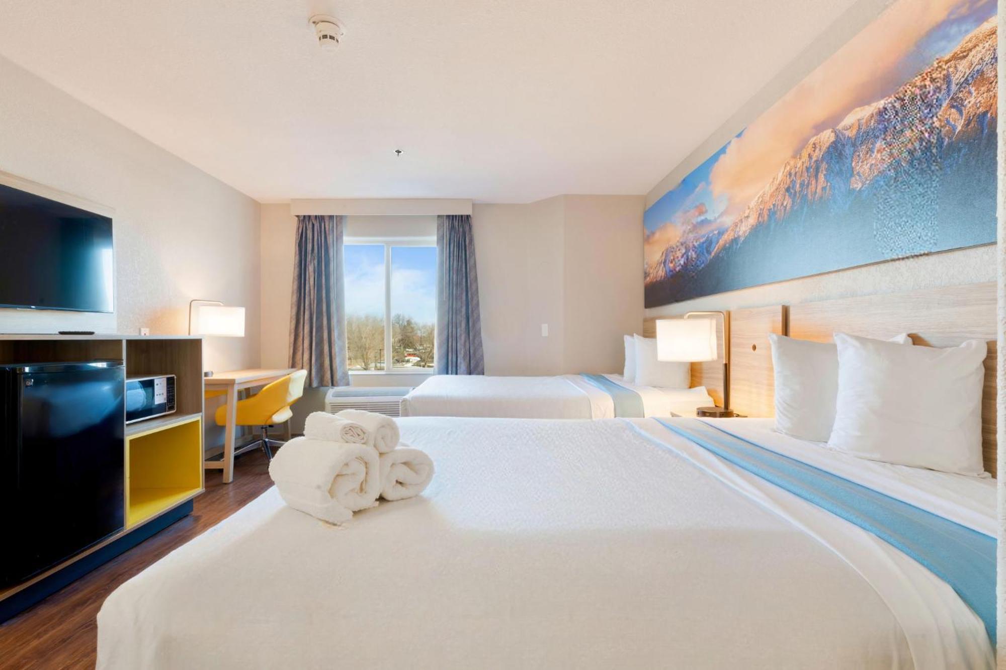 Days Inn By Wyndham ת'ורנטון מראה חיצוני תמונה