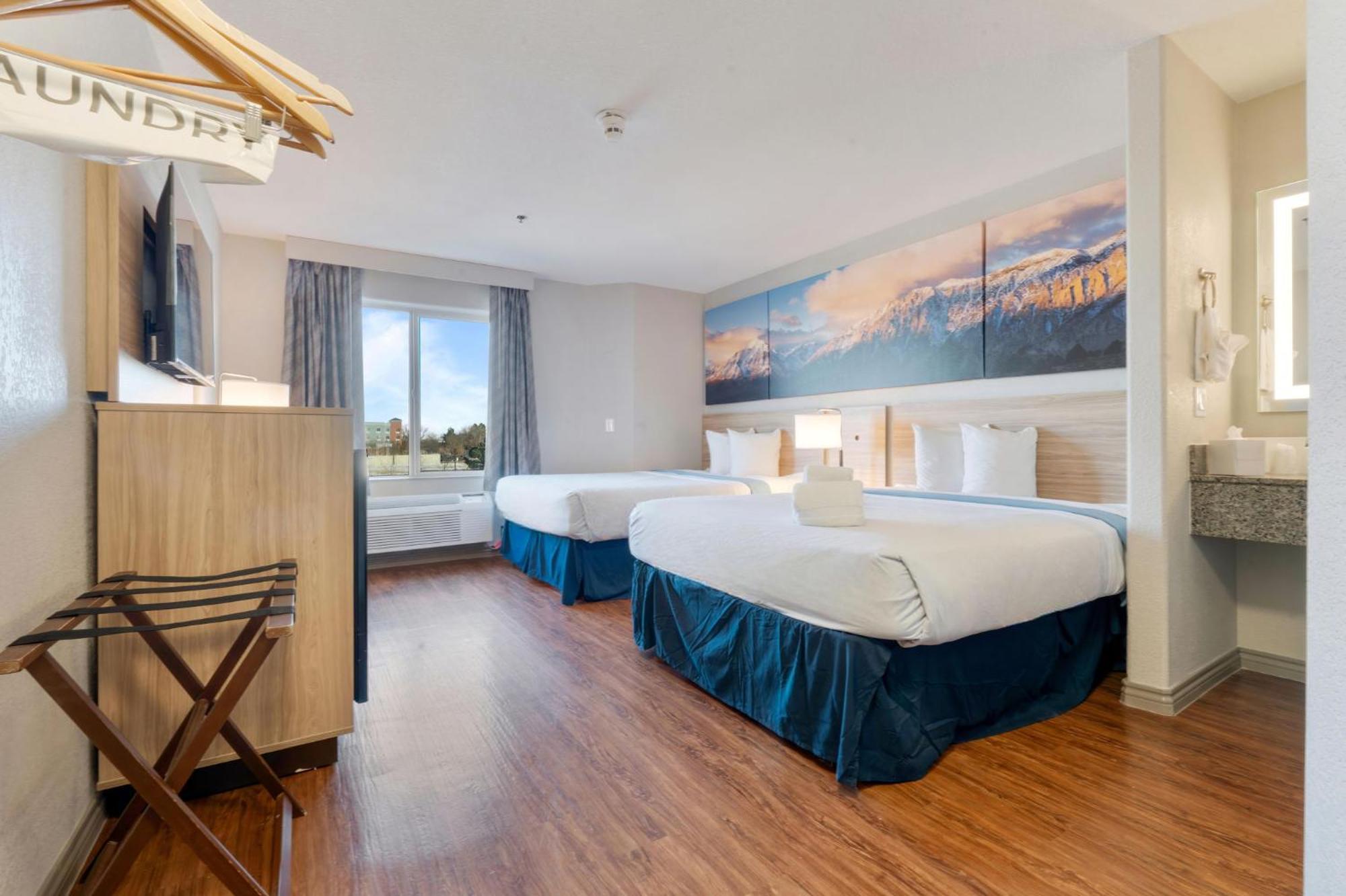 Days Inn By Wyndham ת'ורנטון מראה חיצוני תמונה