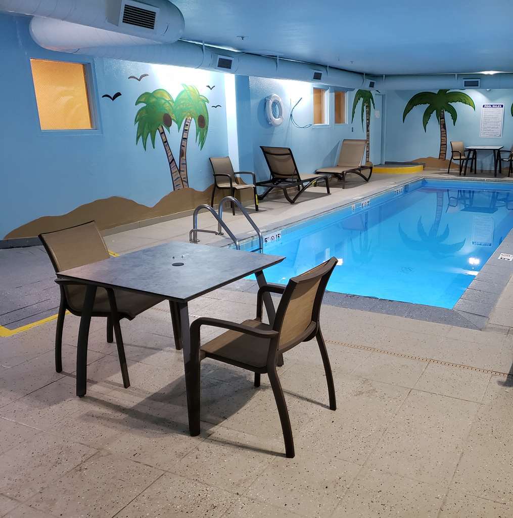 Days Inn By Wyndham ת'ורנטון מראה חיצוני תמונה